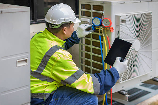 Professional Hvac technician working in Scio, OR
